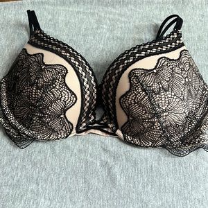 Victoria Secret Very Sexy Bra